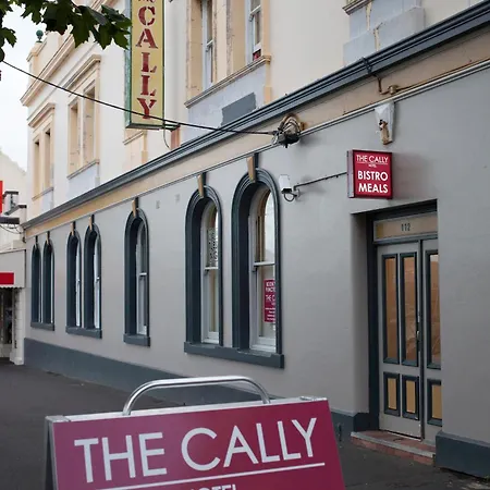 The Cally Hotel Warrnambool Room photo